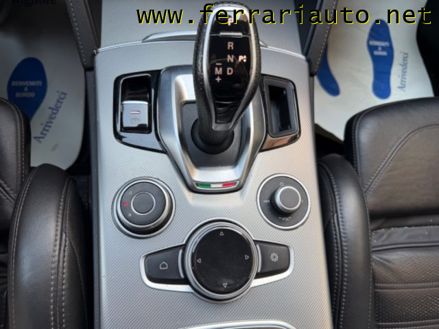 ALFA ROMEO STELVIO 2.2 TURBODIESEL 210 CV AT8 Q4 VE - foto 24