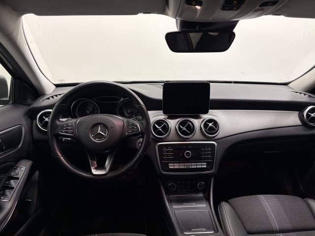 MERCEDES-BENZ GLA 200 D 4MATIC AUTO SPORT - foto 5