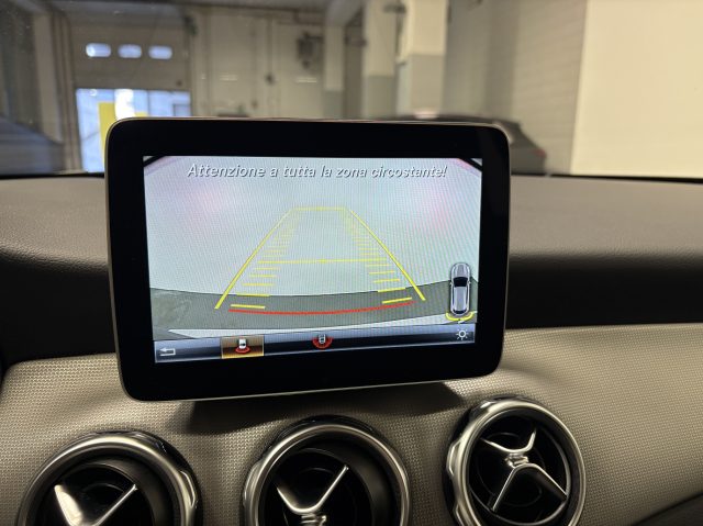 MERCEDES-BENZ GLA 200 D 4MATIC AUTO SPORT - foto 8