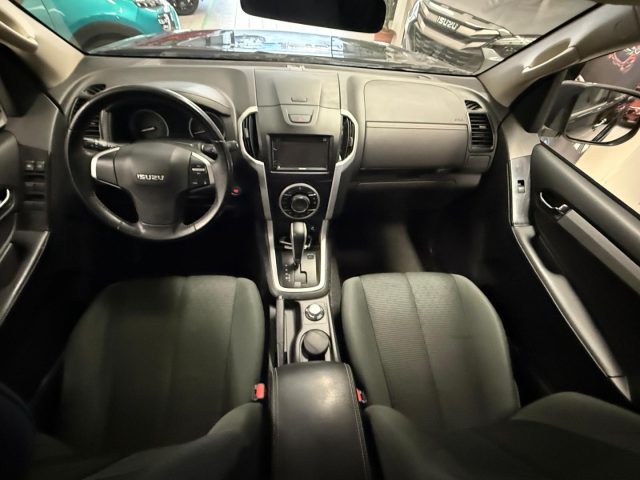 ISUZU D-MAX 1.9 CREW CAB SOLAR PUS 4WD A/T - foto 6