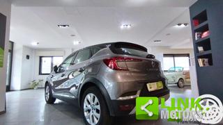 RENAULT Captur usata 12
