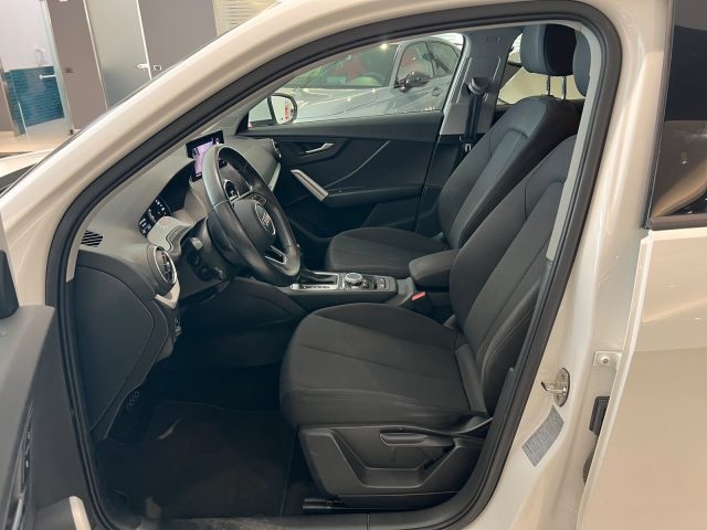 AUDI Q2 2.0 30 TDI BUSINESS S TRONIC - foto 9