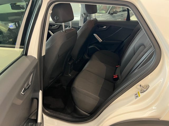 AUDI Q2 2.0 30 TDI BUSINESS S TRONIC - foto 15