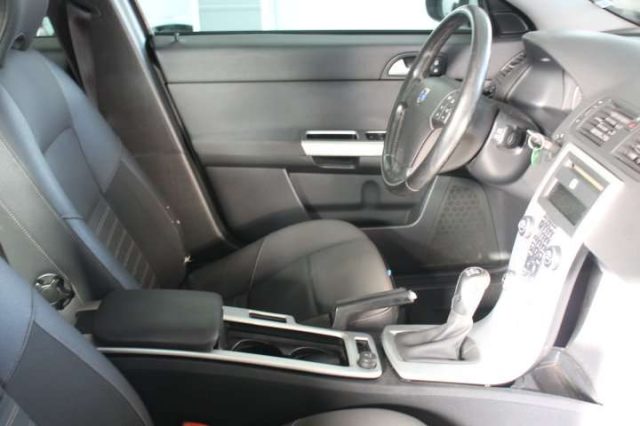 VOLVO V50 TDCI - foto 9