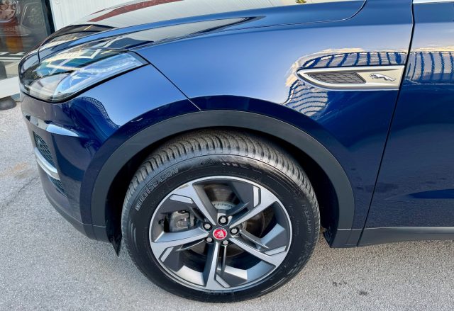 JAGUAR E-PACE 2.0D I4 163 CV AWD AUTO SE - foto 32