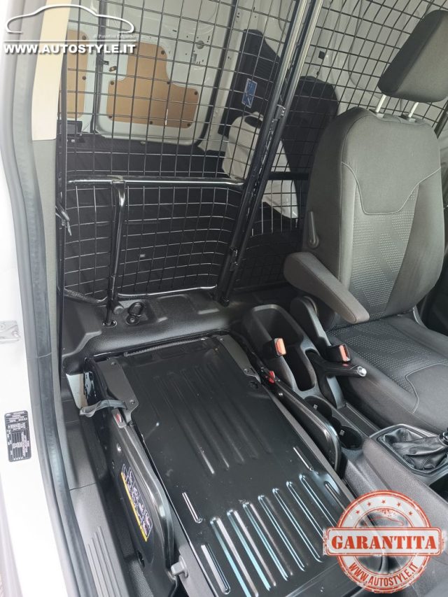FORD Transit Courier usata, con USB