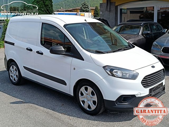 FORD Transit Courier usata, con Luci diurne