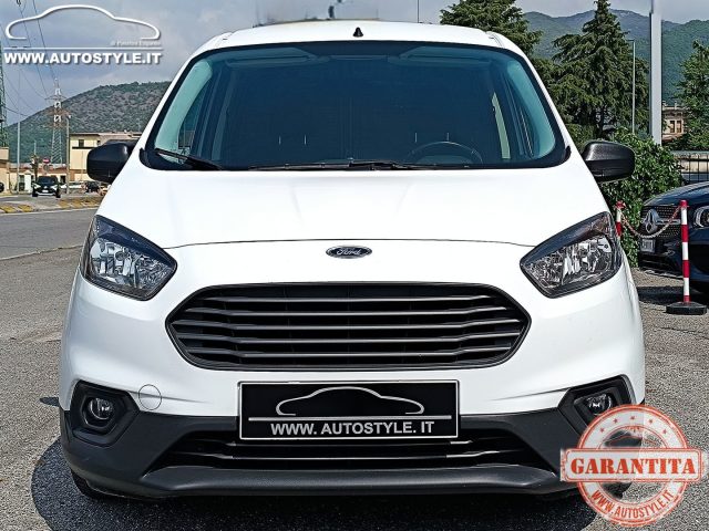 FORD Transit Courier usata, con Fari di profondità antiabbagliamento