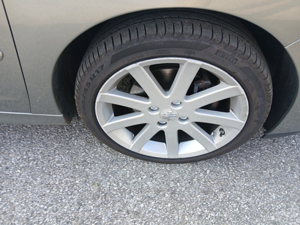 Immagine di PEUGEOT 207 1.6 VTi 120CV CC Roland Garros del 06/2008 km 146145