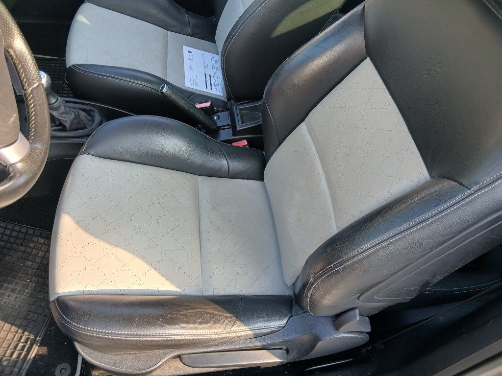 Immagine di PEUGEOT 207 1.6 VTi 120CV CC Roland Garros del 06/2008 km 146145