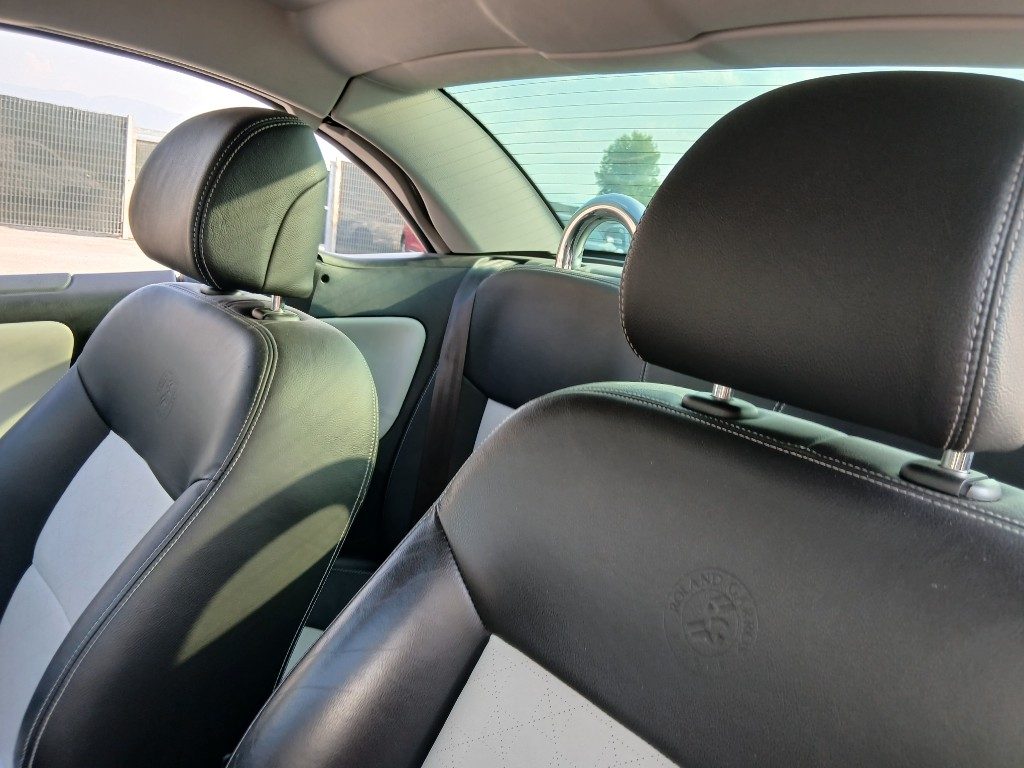 Immagine di PEUGEOT 207 1.6 VTi 120CV CC Roland Garros del 06/2008 km 146145
