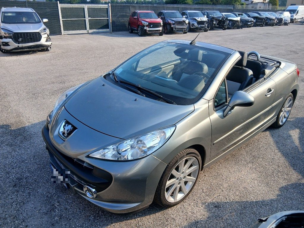 Immagine di PEUGEOT 207 1.6 VTi 120CV CC Roland Garros del 06/2008 km 146145