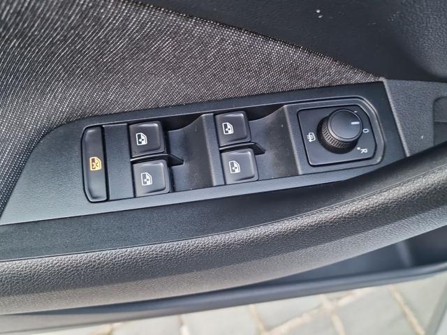 SKODA KAMIQ 1.0 TSI 110 CV DSG STYLE - foto 22
