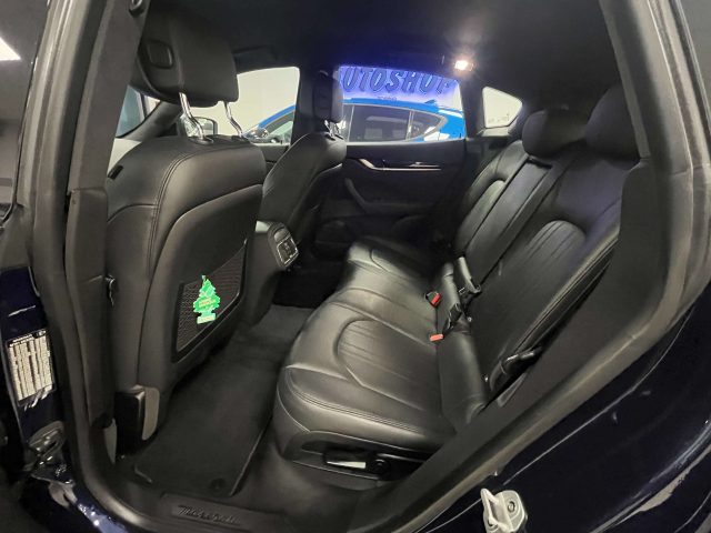 MASERATI LEVANTE LEVANTE 3.0 V6 GRANLUSSO 275CV A - foto 9