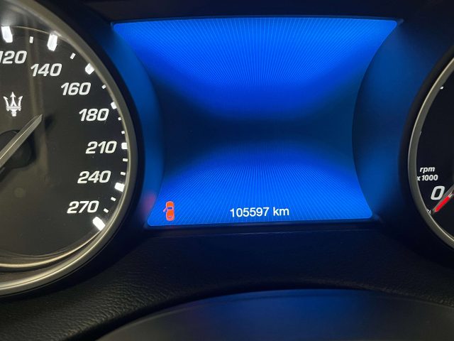 MASERATI LEVANTE LEVANTE 3.0 V6 GRANLUSSO 275CV A - foto 14