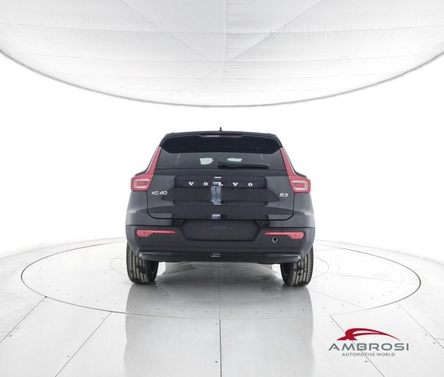VOLVO XC40 B3 MILD HYBRID BENZINA PLUS DARK - foto 6