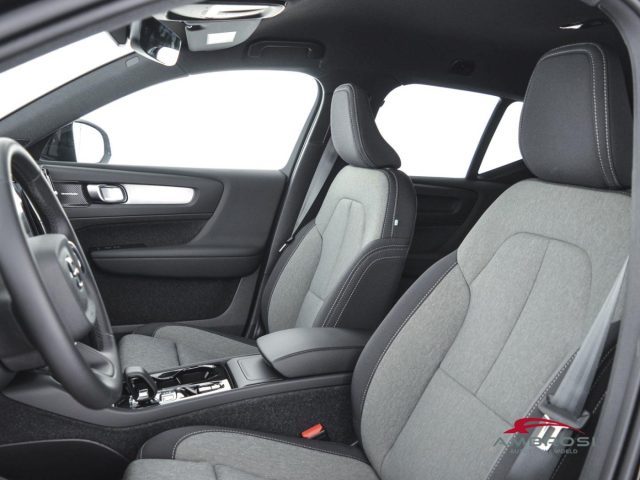 VOLVO XC40 B3 MILD HYBRID BENZINA PLUS DARK - foto 9