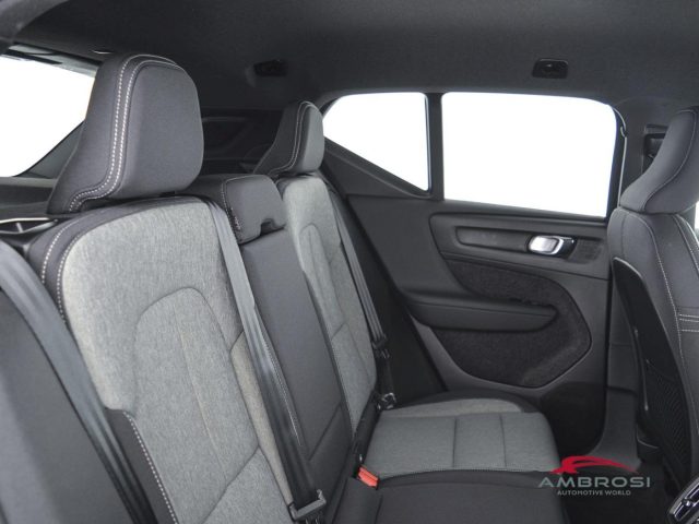 VOLVO XC40 B3 MILD HYBRID BENZINA PLUS DARK - foto 11