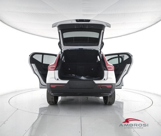 VOLVO XC40 B3 MILD HYBRID BENZINA PLUS DARK - foto 7