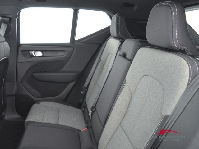 VOLVO XC40 B3 MILD HYBRID BENZINA PLUS DARK - foto 10