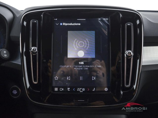 VOLVO XC40 B3 MILD HYBRID BENZINA PLUS DARK - foto 13