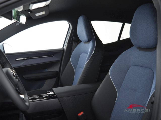 VOLVO EX30 P5 LONG RANGE ELECTRIC CORE - foto 9