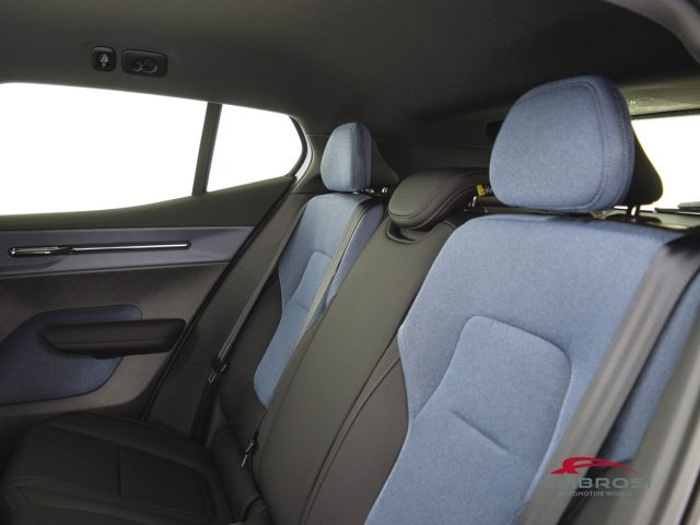 VOLVO EX30 P5 LONG RANGE ELECTRIC CORE - foto 10