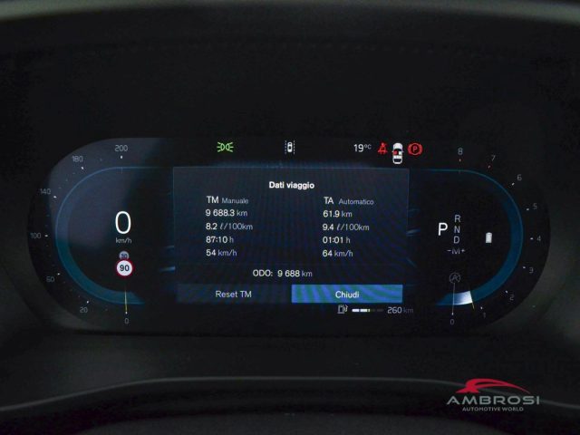 VOLVO XC40 BLACK EDITION B3 MILD HYBRID BEN - foto 13