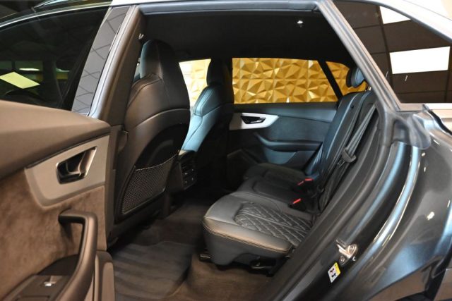 AUDI Q8 50TDI Q.TIP.286CV S-LINE TET.22" - foto 27