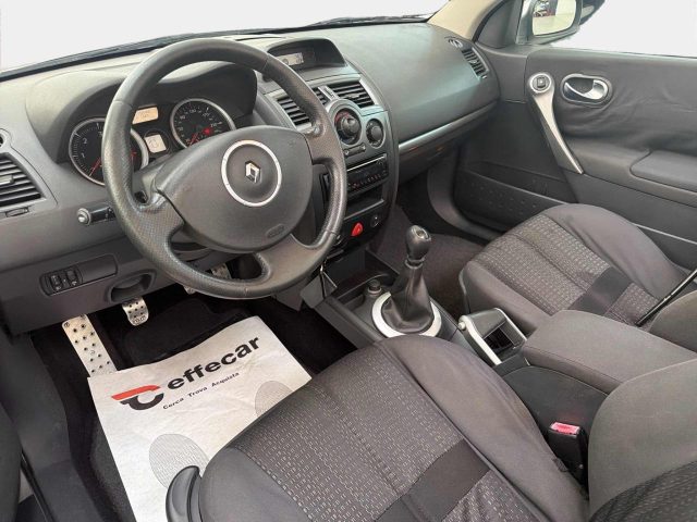 RENAULT MEGANE 1.9 DCI 130CV DYNAMIQUE - foto 7