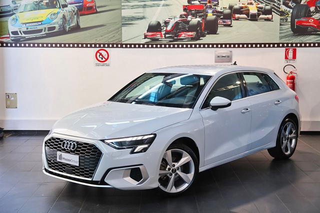AUDI A3 Bianco Ghiaccio metallizzato