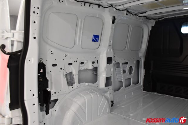 VOLKSWAGEN TRANSPORTER T7 2.0 TDI 150 CV 28Q L1 RETROCA - foto 33