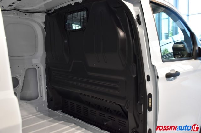 VOLKSWAGEN TRANSPORTER T7 2.0 TDI 150 CV 28Q L1 RETROCA - foto 39