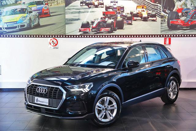 AUDI Q3 Nero Mythos metallizzato
