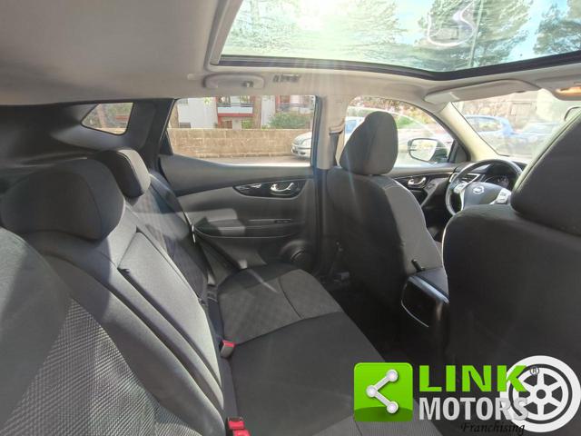 NISSAN Qashqai usata, con Vetri oscurati