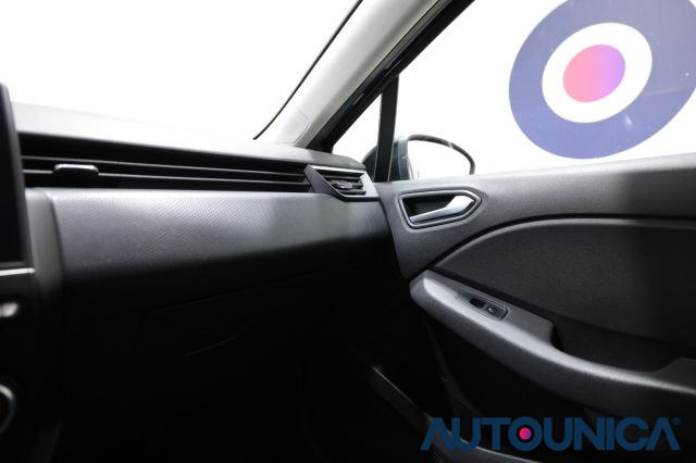 RENAULT Clio usata, con Sensore di pioggia