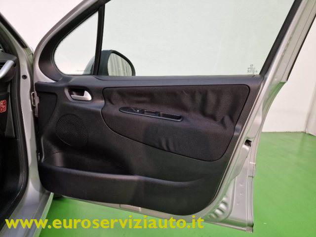 PEUGEOT 207 1.4 HDI 70CV 5P. ACCESS - foto 42
