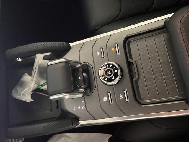 ICH-X K3 2.0 GPL DCT 4WD - foto 16
