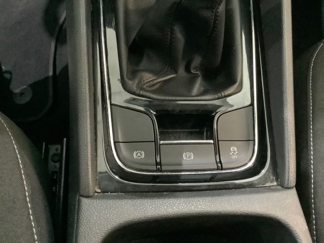 SKODA KAROQ 2.0 TDI SCR 115 CV EXECUTIVE - foto 22