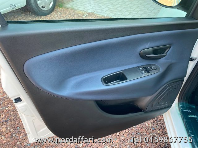 LANCIA Ypsilon - foto: 4