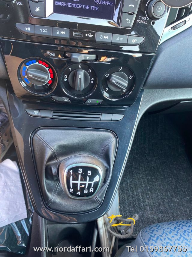 LANCIA Ypsilon - foto: 8
