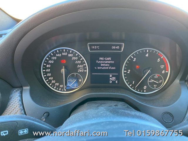 MERCEDES-BENZ A 200 - foto: 1