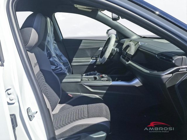 JEEP COMPASS E-HYBRID ALTITUDE - foto 11