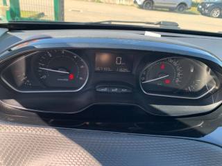 PEUGEOT 2008 usata, con USB