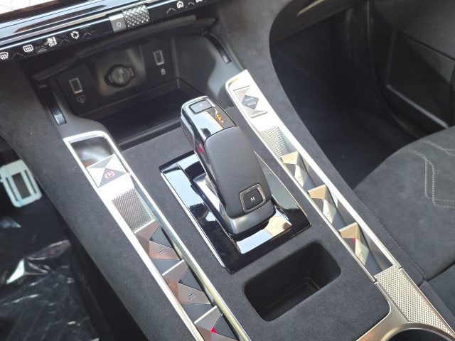 DS AUTOMOBILES DS 7 BLUEHDI 130 AUT. PERFORMANCE LIN - foto 16
