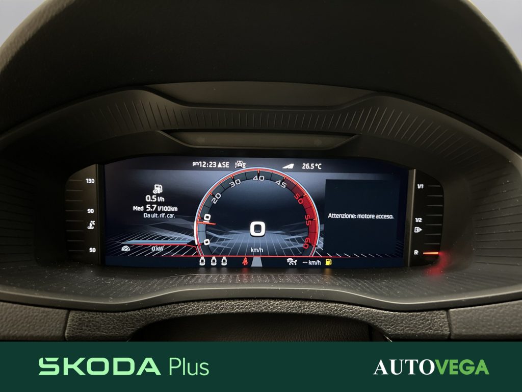 immagine usato SKODA Karoq 2.0 tdi evo sportline 150cv