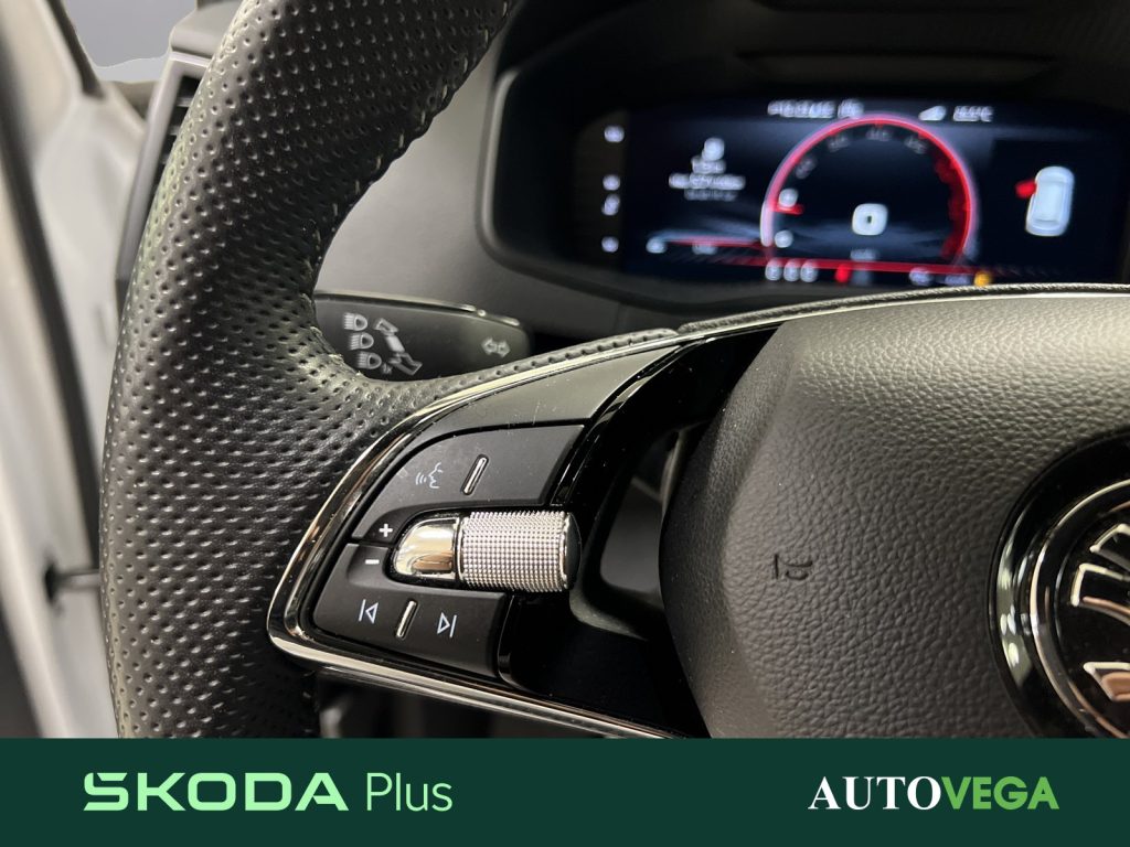 immagine usato SKODA Karoq 2.0 tdi evo sportline 150cv