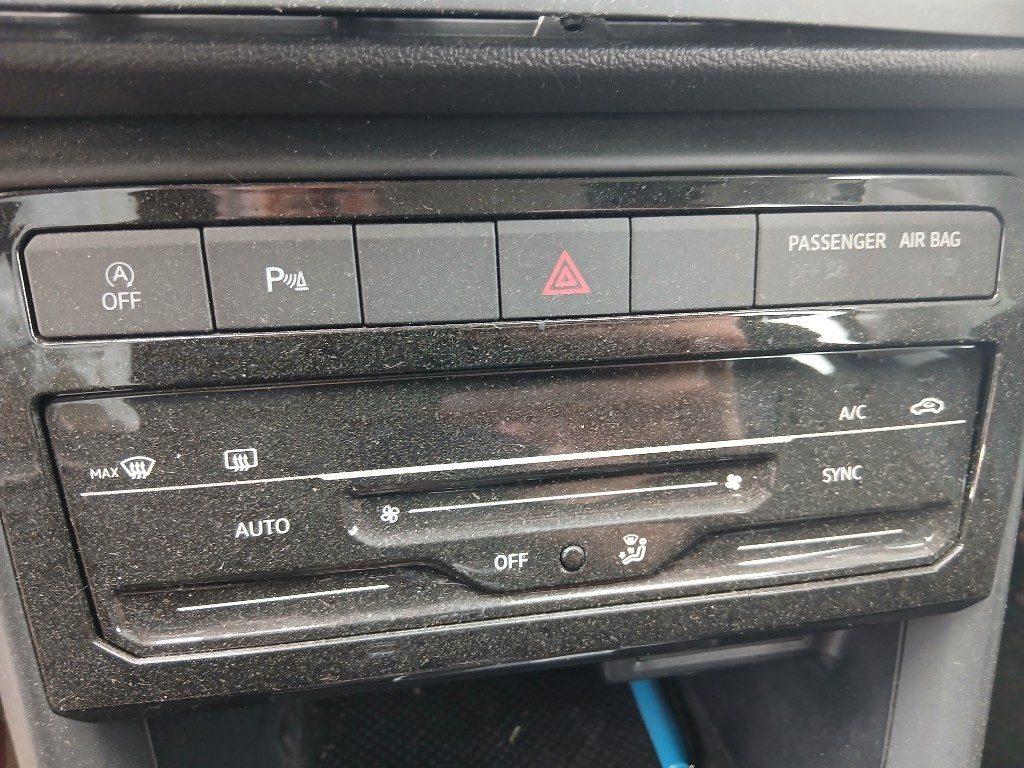 Immagine di VOLKSWAGEN T-Cross 1.0 TSI 110 CV DSG del 09/2023 km 0