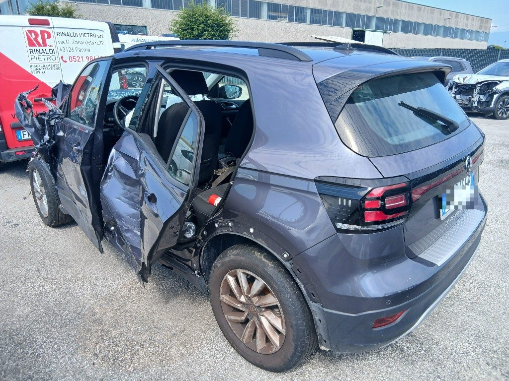 Immagine di VOLKSWAGEN T-Cross 1.0 TSI 110 CV DSG del 09/2023 km 0