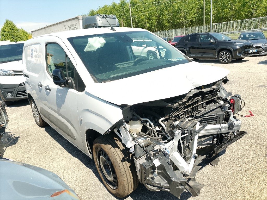 Immagine di TOYOTA Proace City 1.2 110 CV S&S del 07/2025 km 1388